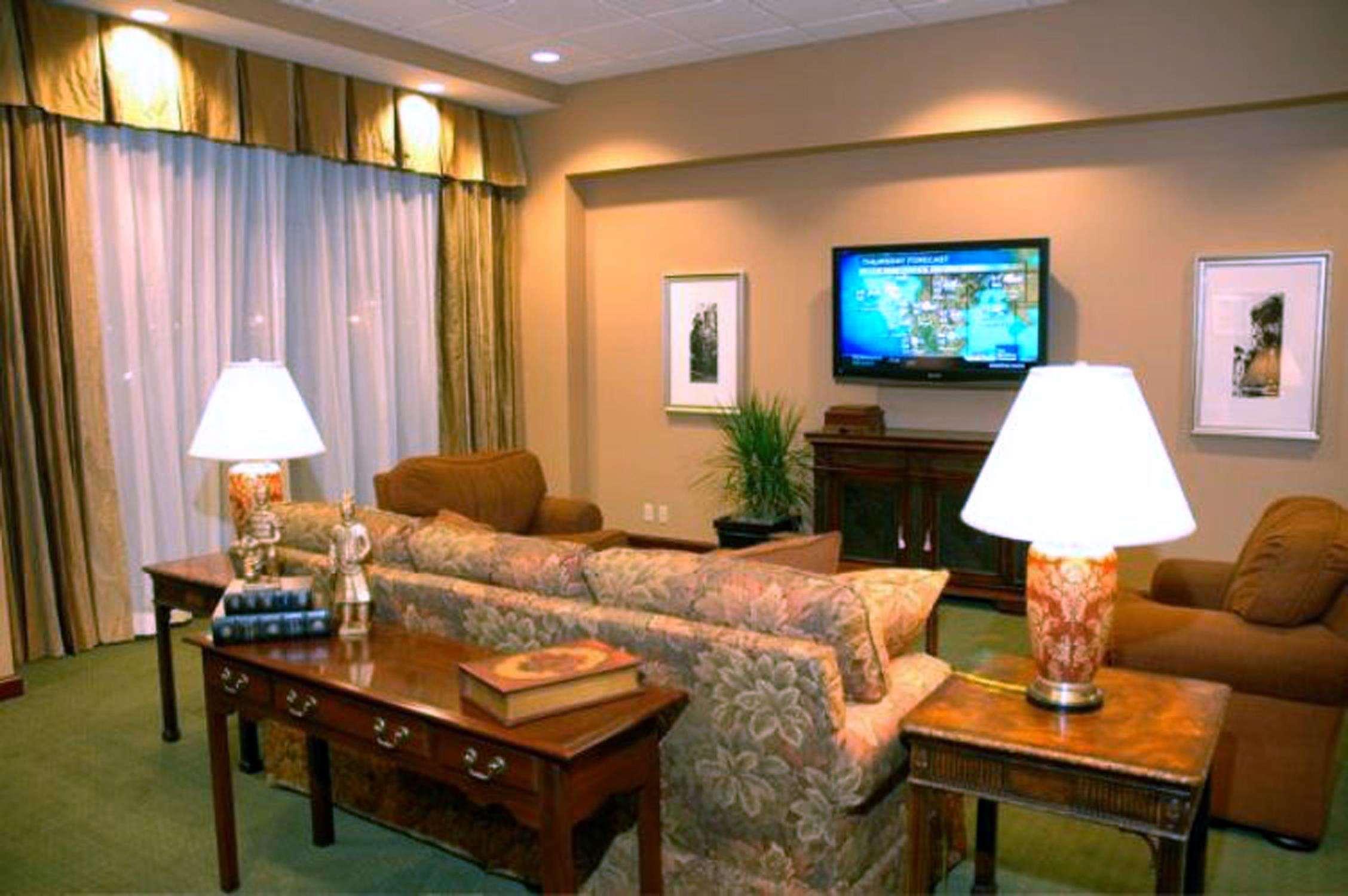 Hampton Inn Calera Экстерьер фото